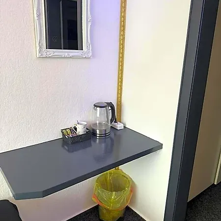 Uthoff Hotel *